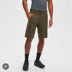 Men’s MEC Crinkum Plus Shorts Green Size 40 Built in Chamois Cycling